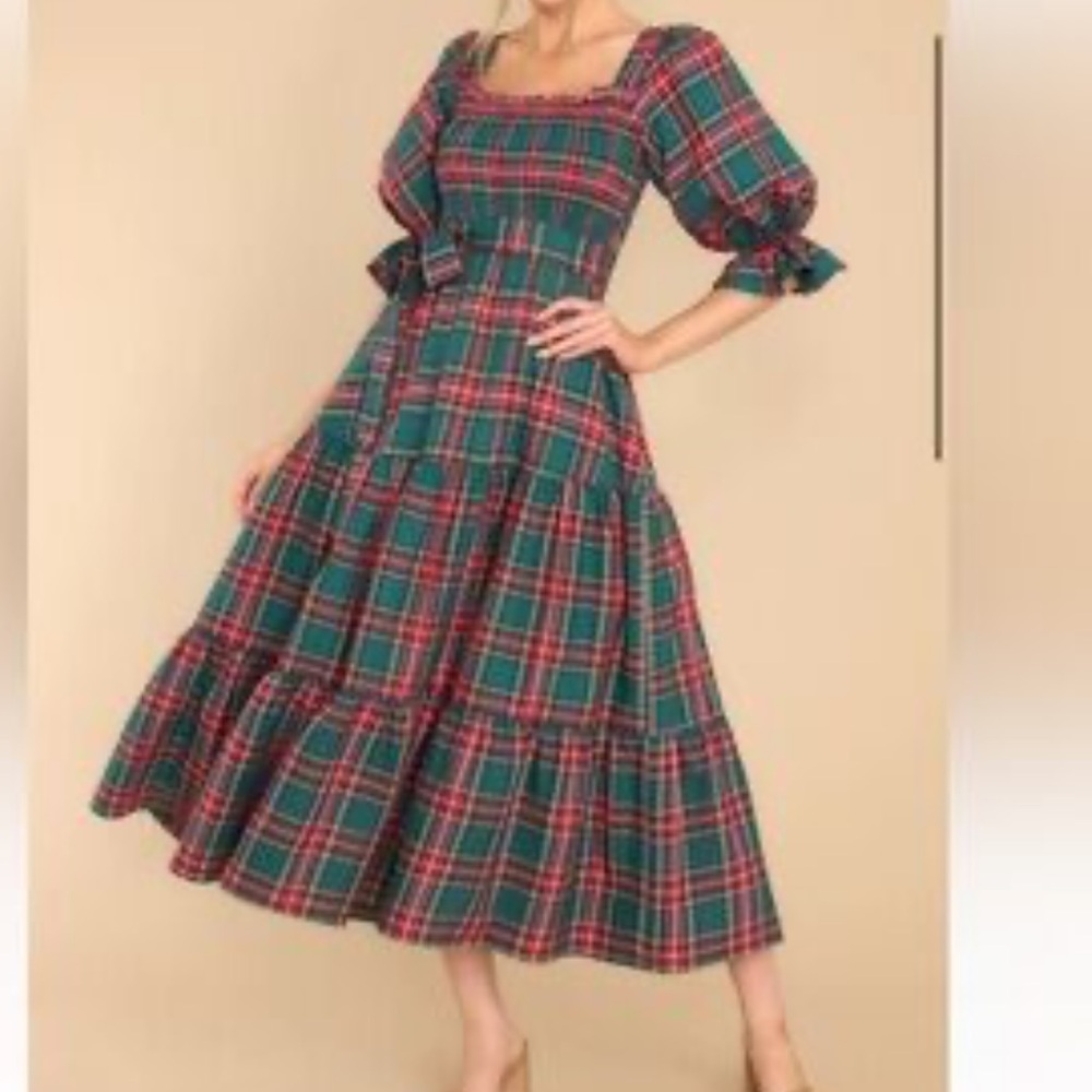 Women’s L Red/Green Holiday Plaid Maxi Smocked Ruffle Tiered Puff Sleeve Dress